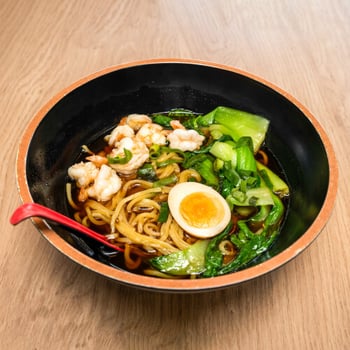 Ramen Noodle mit Garnelen
