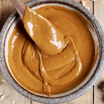 Erdnusssauce