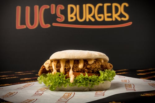 Spicy chicken burger