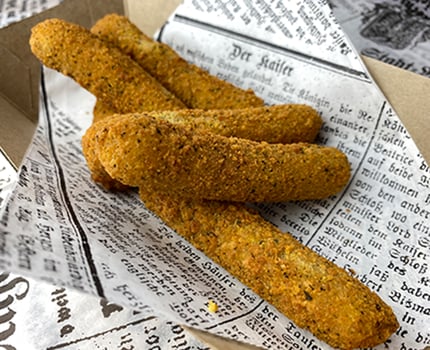 Mozarella Sticks (9 Stück)