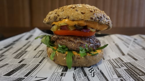 Mediterran Burger (150g)