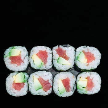 Tuna Avocado Maki