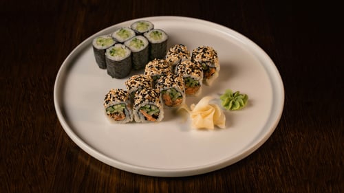 B Classic Salmonskin Roll B Classic Salmonskin Roll
