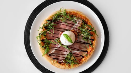 Pizza Caprese Spezial