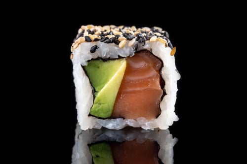 (110a) California Lachs mit Avocado