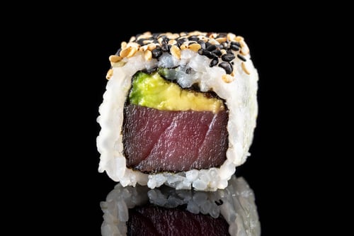 (120) California Tuna mit Avocado