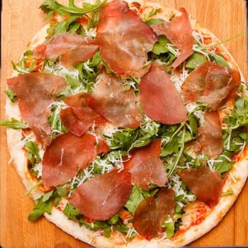 Pizza Bresaola