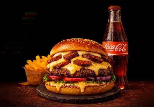 Royal Sucuk Mozzarella Menü