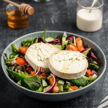 Maaltijdsalade gegratineerde geitenkaas Maaltijdsalade gegratineerde geitenkaas