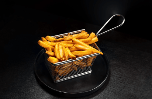 Große Portion Pommes