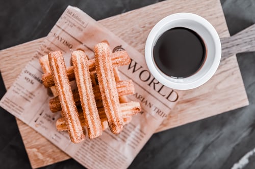 Churros mit Zimt und Zucker