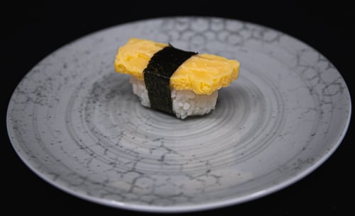  Nigiri Tamago ( Omlette)