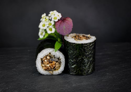 SALMONSKIN MAKI