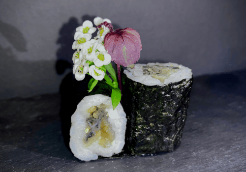 SALMONSKIN MAKI