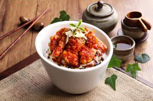 28, Yuyumi Fried Chicken Soy and Garlic 28, Yuyumi Fried Chicken Soy and Garlic
