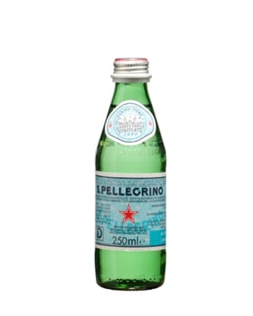 SAN PELLIGRINO Ital. Thermenwasser prickelnd 0.25 L SAN PELLIGRINO Ital. Thermenwasser prickelnd 0.25 L