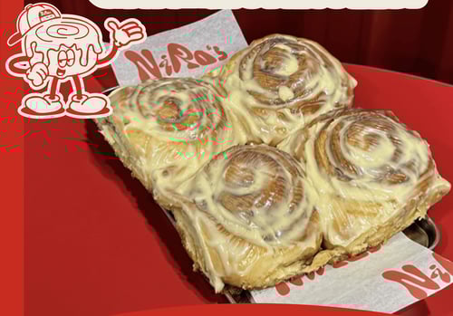Niro´s New York Style Cinnamon Roll (homemade) Niro´s New York Style Cinnamon Roll (homemade)