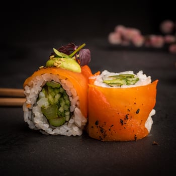 Red Hot Paprika Spargel Roll (8 pc.)