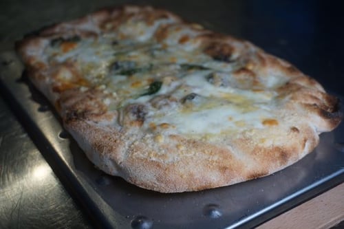 Pinsa Quattro Formaggi