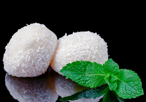 Kokoseis im Mochi
