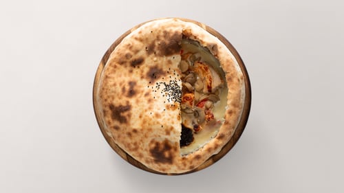 Hähnchen im Tongefäß Hähnchen im Tongefäß