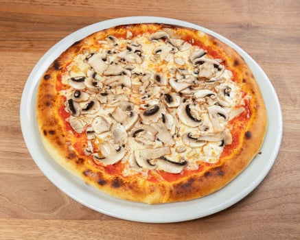 04 Pizza Funghi