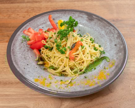 57. Spaghetti Aglio & Olio