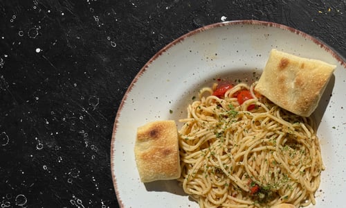 Spaghetti al aglio e olio