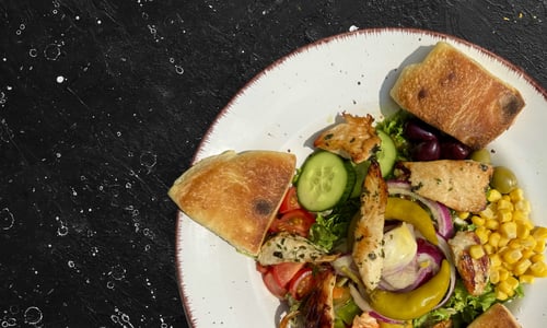 Insalata Sardegna con il pollo