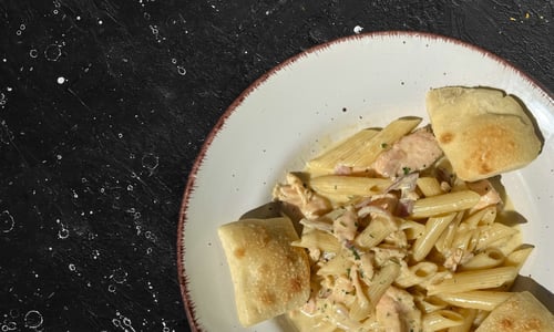 Penne salmone
