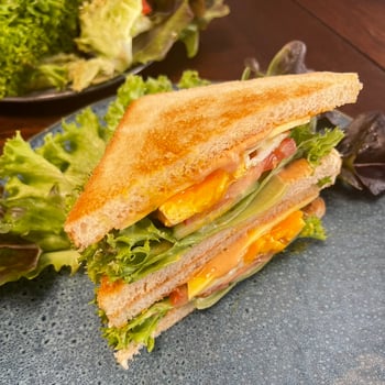 8.2 Club Sandwich  VEGGIE