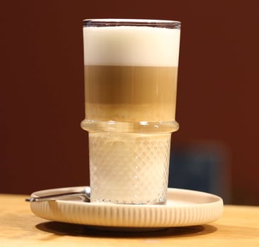 Bio Latte Machiato Bio Latte Machiato