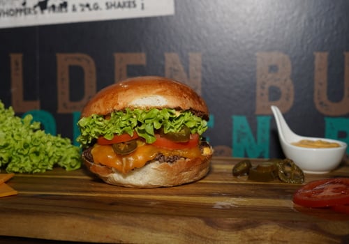 Chili-Cheeseburger