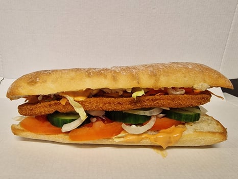 Poulet-Schnitzel im hausgemachtem Taschen Brot