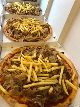 Pizza Kebap Pommes ø 40cm