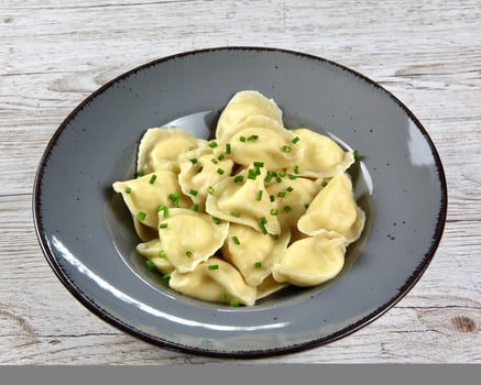 Piroggen mit Qurak- und Kartoffelfüllung