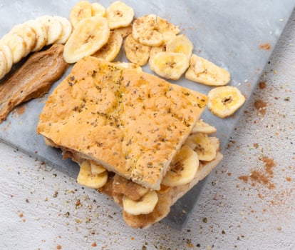 Peanabanana Focaccia (Vegan)