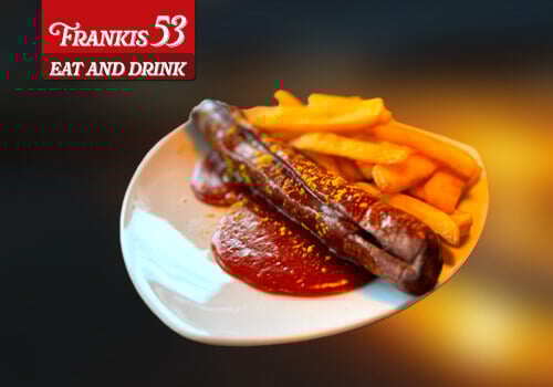 Original Volkswagen Currybockwurst mit Original Volkswagen Gewürzketchup