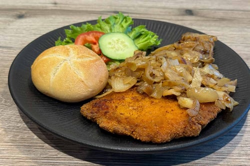 Zwiebelschnitzel Zwiebelschnitzel