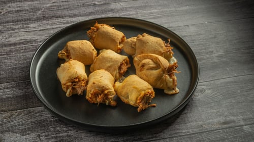 Pizzabrötchen mit Pulled Turkey