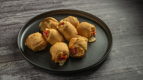 Pizzabrötchen mit Vegan Salami