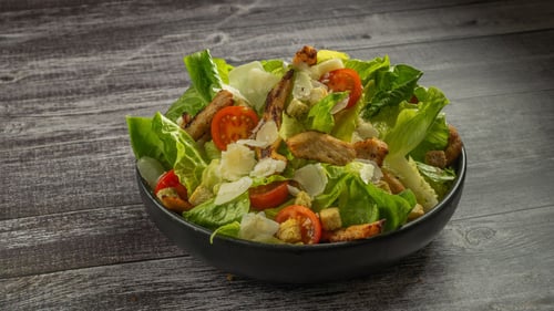 Caesar's Chicken Salat Caesar's Chicken Salat