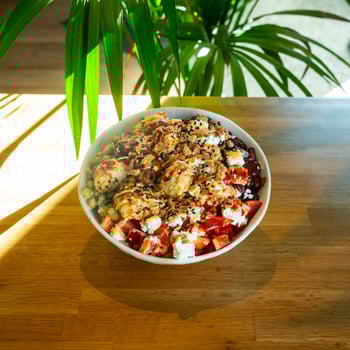 Mittags Vulcano Chicken Feta Bowl