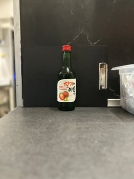 Soju Jinro Strawberry 360ml Soju Jinro Strawberry 360ml