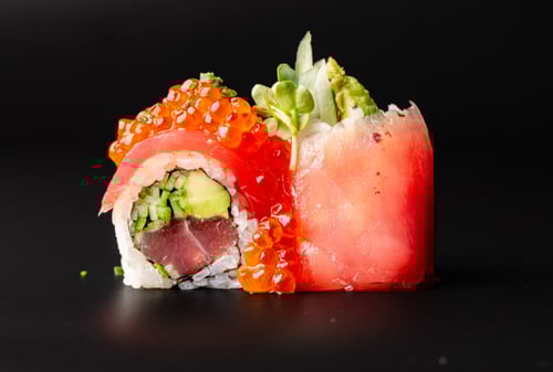 Tuna Ikura Roll
