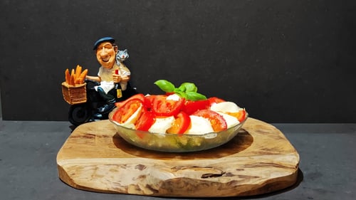 36 Tomate-Mozzarella-Salat