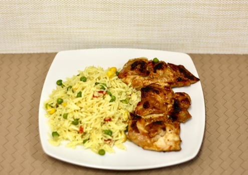 Fried rice with chicken thigh fillet LARGE Fried rice with chicken thigh fillet LARGE