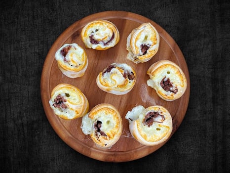Pizzabrötchen Pulled Beef