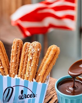 Churros mit Sauce
