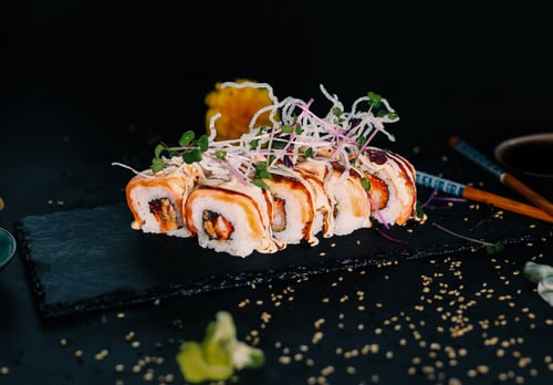 Aburi Salmon Roll
